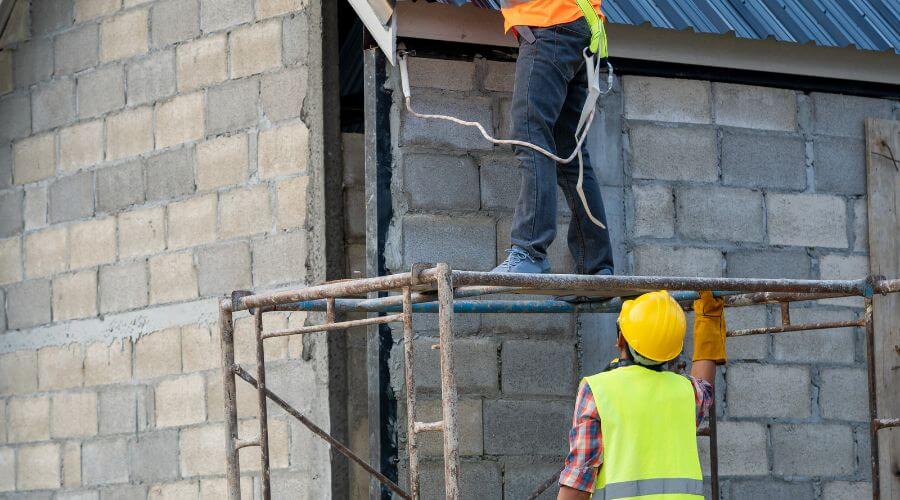 Professional residential roofers in Follansbee, WV